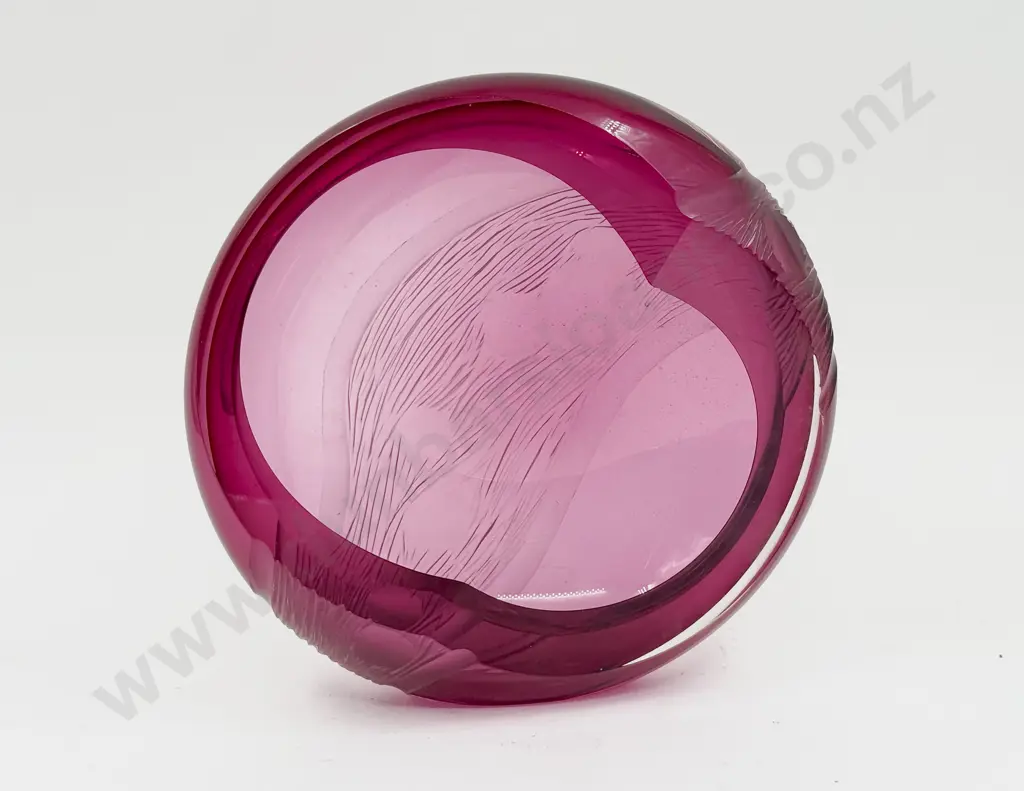 Geoffrey Swinburne Art Glass Form Image 1++