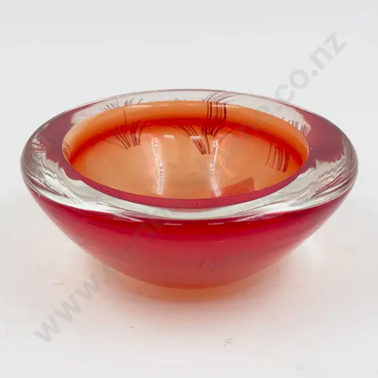 NZ Art Glass Bowl