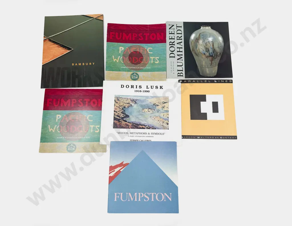 Seven Assorted Art Reference Booklets Image 1++