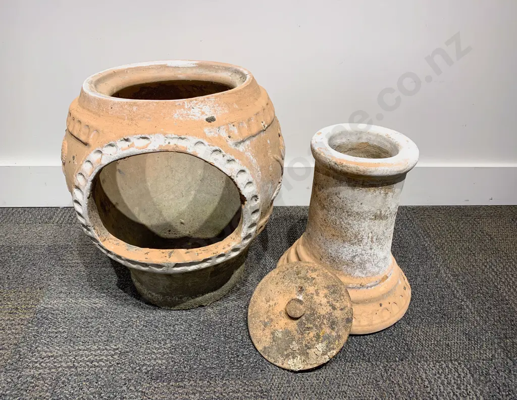Outdoor Terracotta Chiminea Image 1++