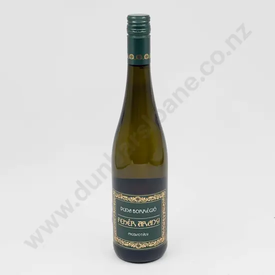 6 Bottles 2021 Hungarian Duna Borrégió Muskotály