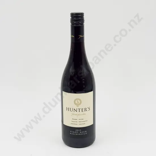 4 Bottles 2015 Sauvignon Blanc and 2 Bottles 2015 Rosé