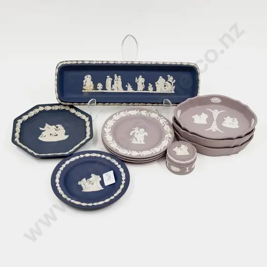 Quantity of Assorted Wedgwood Dishes etc