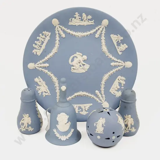 Five Pieces of Assorted Wedgwood