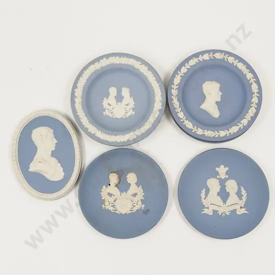 Quantity of Assorted Wedgwood Royal Comm.