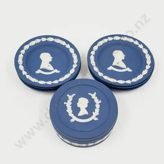 Quantity of Assorted Wedgwood Royal Comm. incl Silver Jubilee Trinket Box