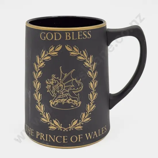 Boxed Wedgwood Black Basalt "Prince of Wales" Tankard