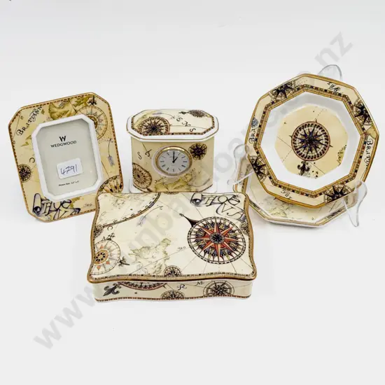 Quantity of Wedgwood "Atlas" Pattern China