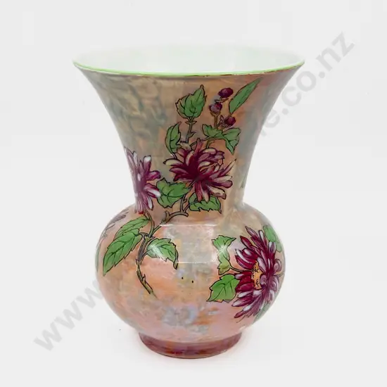 RD "Chrysanthemum" Vase