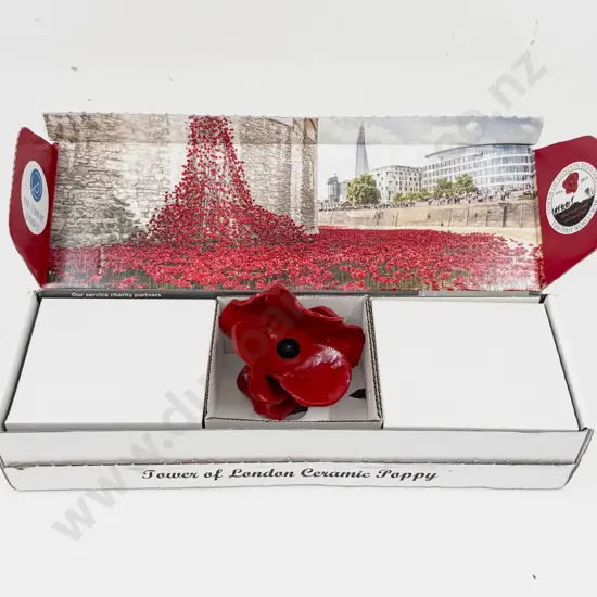 Tower of London Paul Cummings Ceramics Comm. Poppy