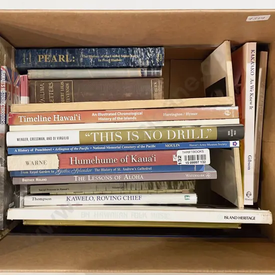 Box Quantity of Assorted Books incl. Hawaiian Reference