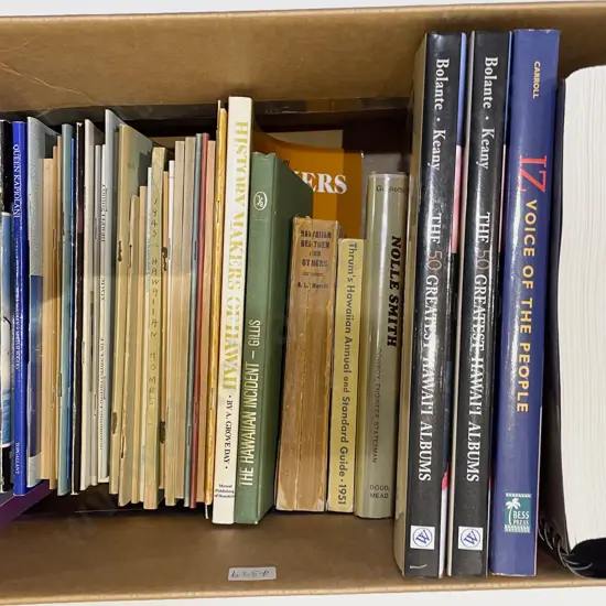 Box of Assorted Hawaii & Pacific Island Reference