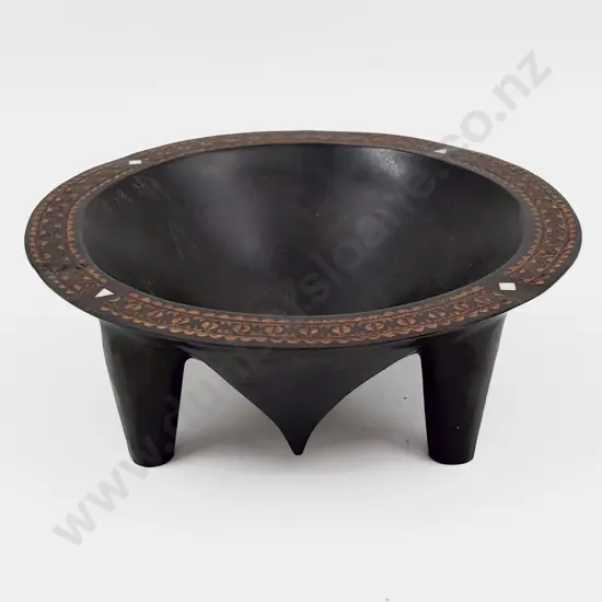 Small Hardwood Carved Ceremonial Kava Bowl