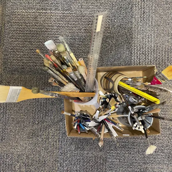 Quantity of Assorted Paint Brushes & Assorted