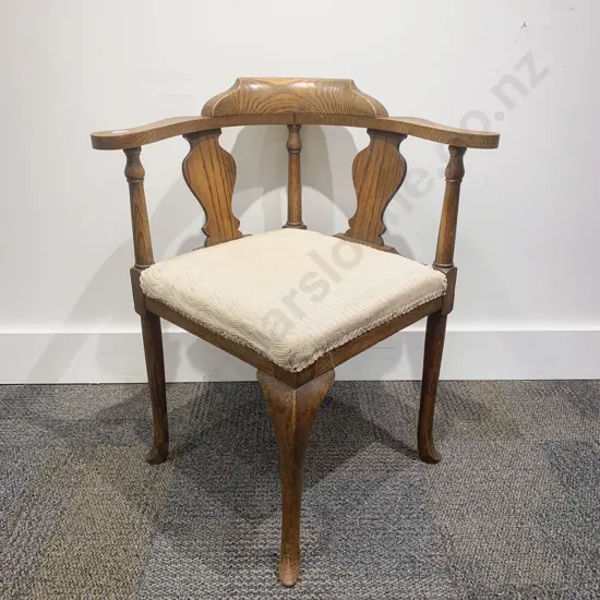 Oak Corner Chair
