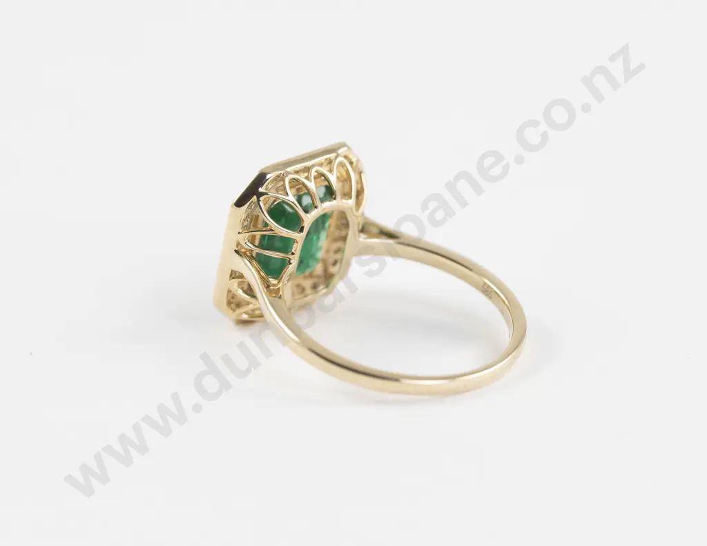 14ct 35Stone Emerald and Diamond Cluster Ring Image 1++