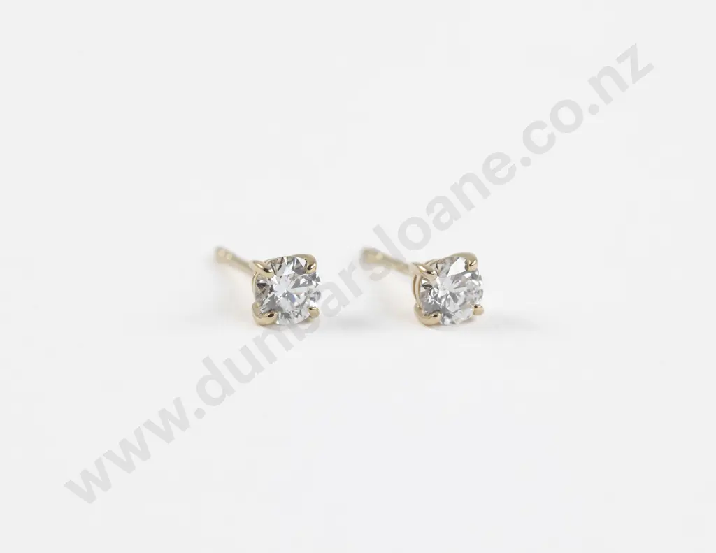 Pair 14ct Single Diamond Stud Earrings Image 1++