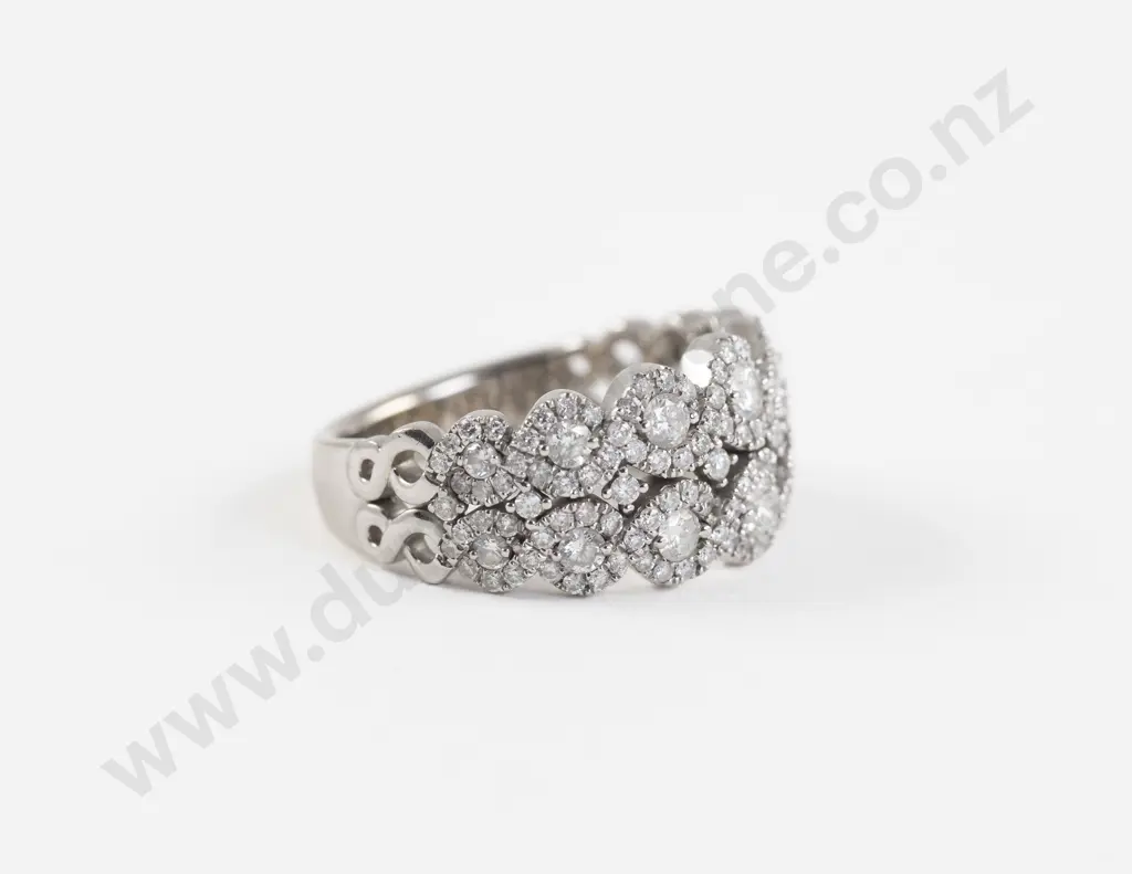 14ct White Gold Diamond Cluster Band Ring Image 1++