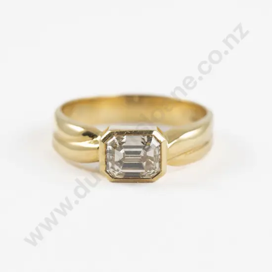 18ct Solitaire Diamond Ring