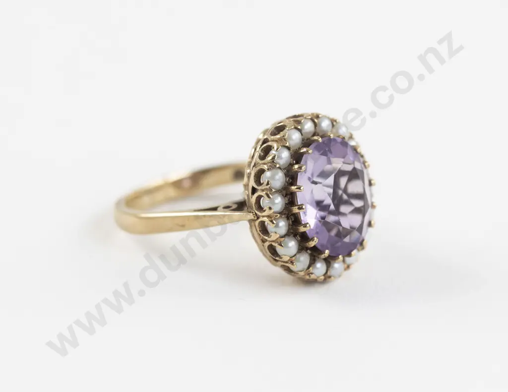 9ct Single Amethyst and Pearl Cluster Ring Image 1++