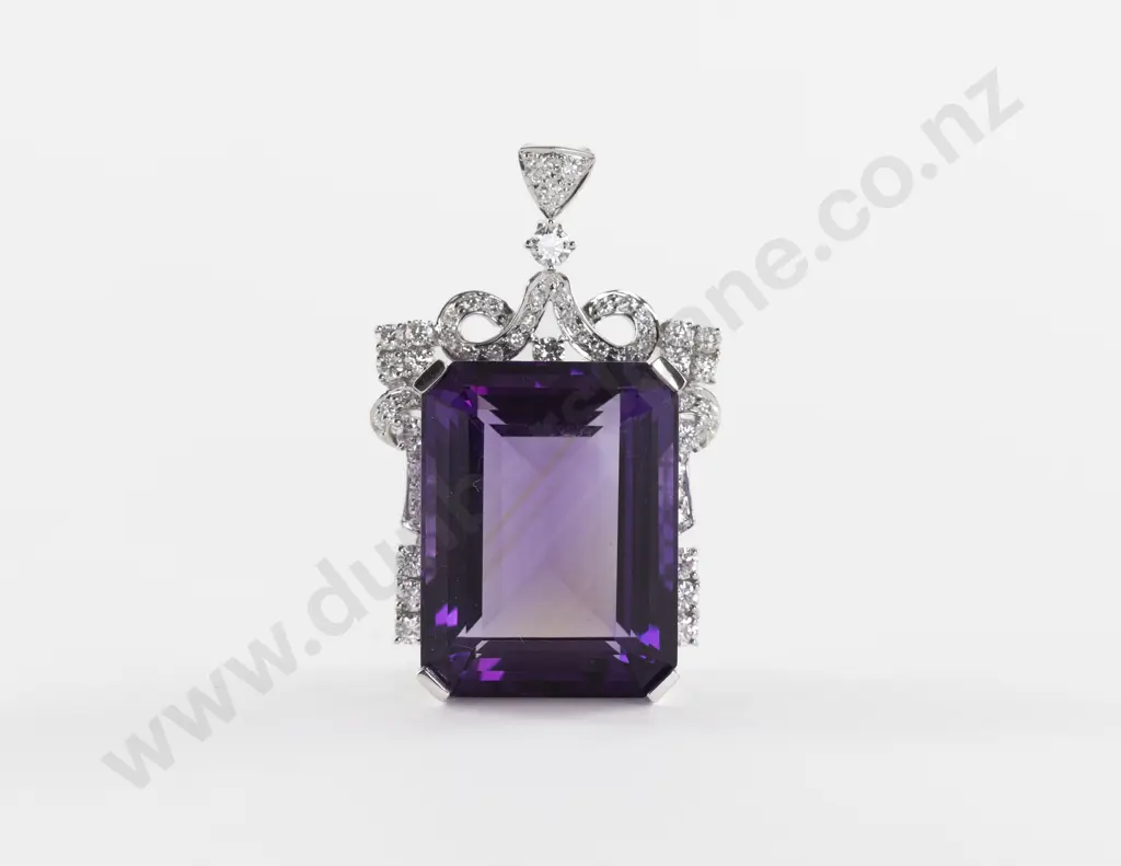 18ct White Gold 52Stone Amethyst and Diamond Pendant Image 1++
