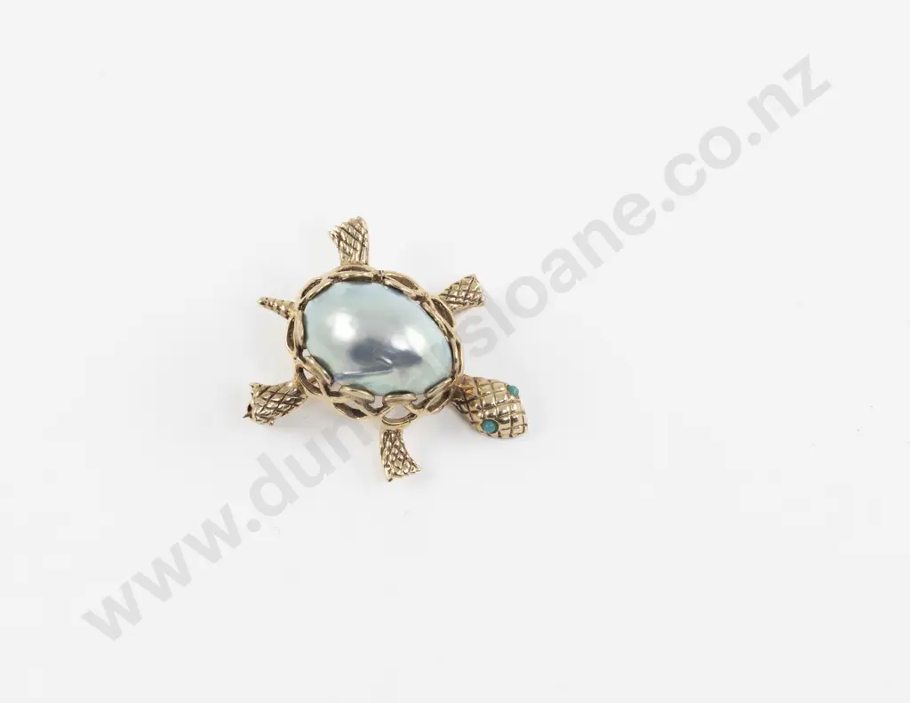 14ct Single Mabe Pearl and Turquoise Turtle Brooch Image 1++