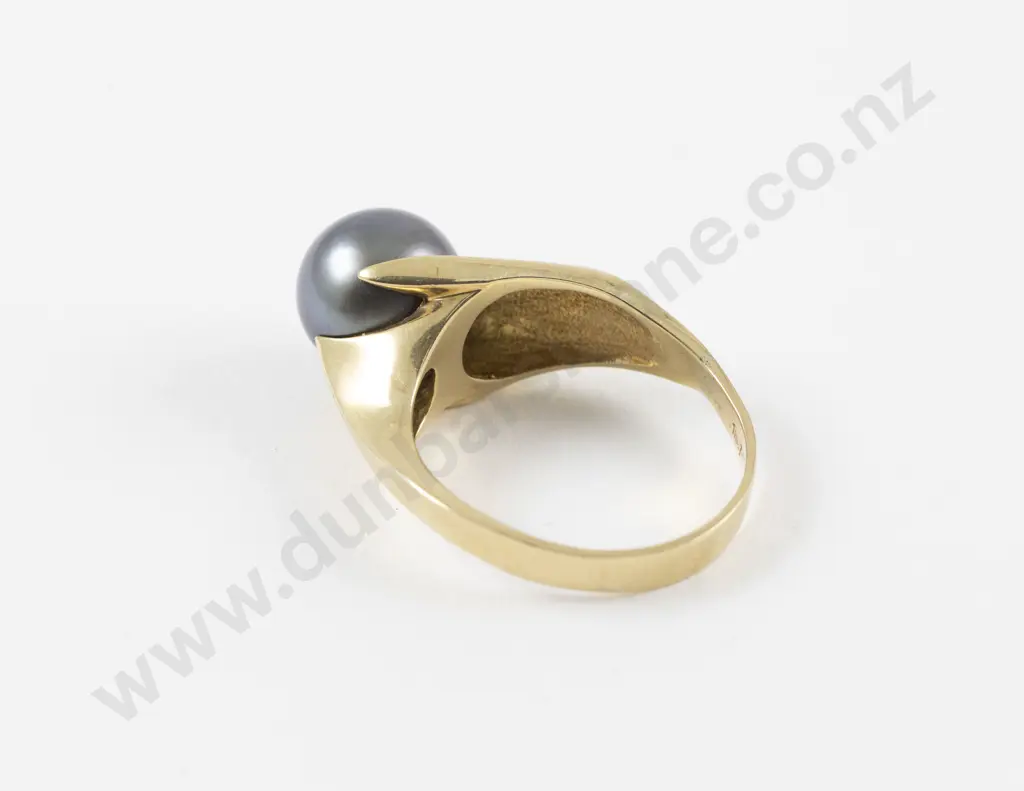 18ct Single Black South Sea Pearl with Diamonds Dress Ring Image 1++