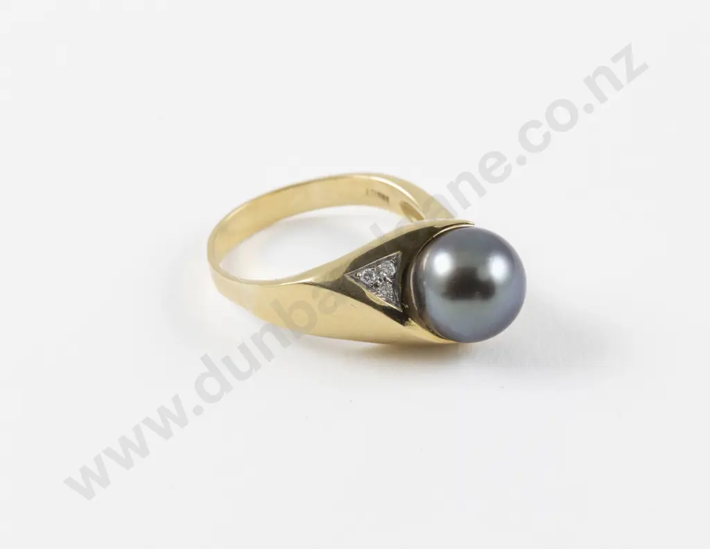 18ct Single Black South Sea Pearl with Diamonds Dress Ring Image 1++