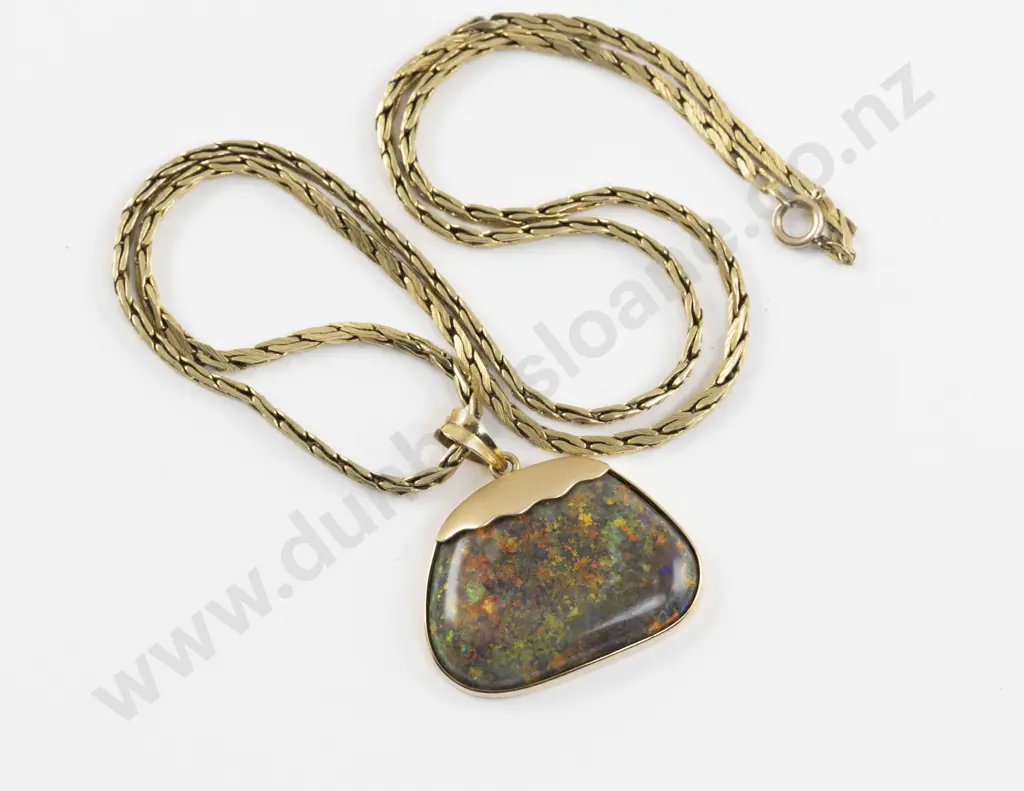 14ct Single Andamooka Opal Pendant Image 1++