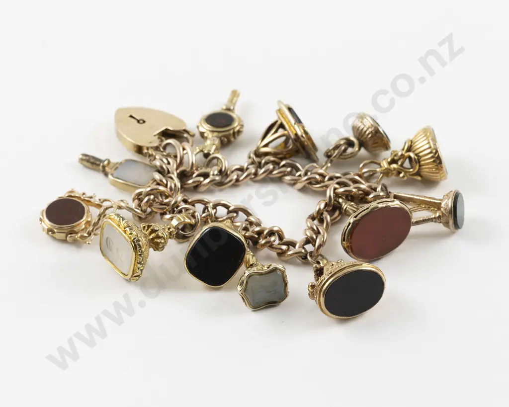 9ct Curb Link Charm Bracelet Image 1++