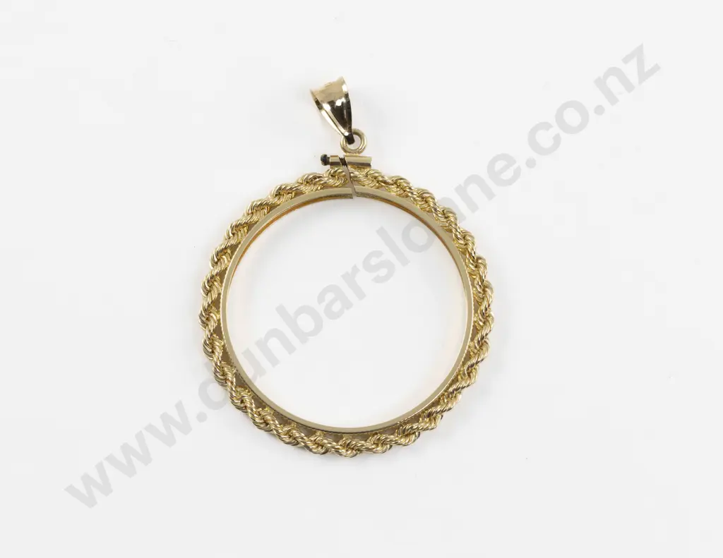 14ct Fancy Circular Coin Mount Pendant Image 1++