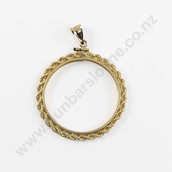 14ct Fancy Circular Coin Mount Pendant