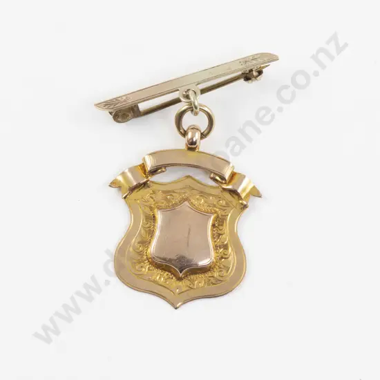 9ct Engraved Shield Brooch