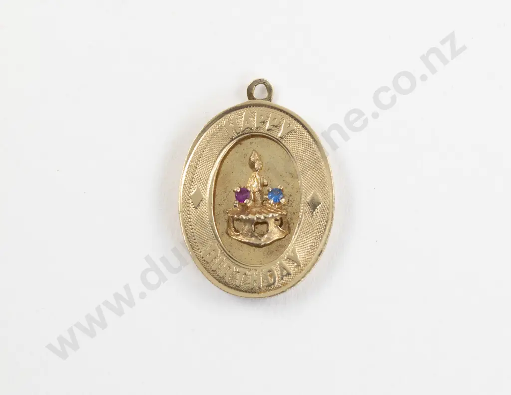 14ct Engraved "Happy Birthday" Pendant Image 1++