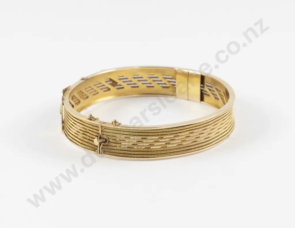 9ct Fancy Mesh Hinged Snap Bangle Image 1++