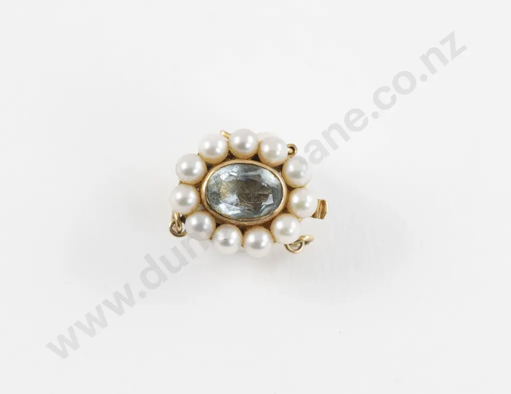14ct Twelve Stone Topaz and Pearl Cluster Clasp Image 1++