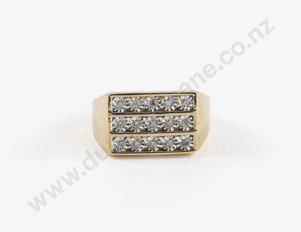 9ct 15Stone Diamond Gents Signet Ring Image 1++
