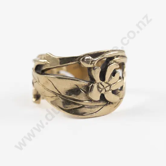 9ct Orchid Blossom Ring