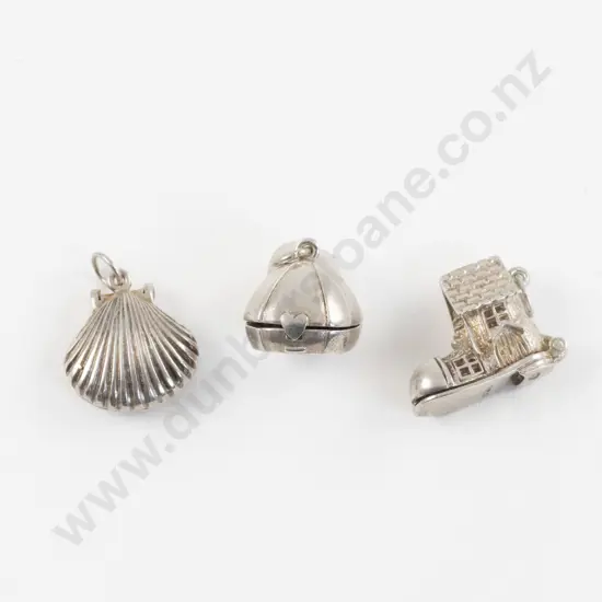 Vintage .925 Silver Old Lady in the Shoe Charm