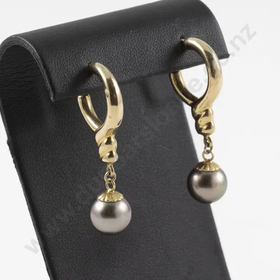 Pair 9ct Hoop and Single Black South Sea Pendant Earrings