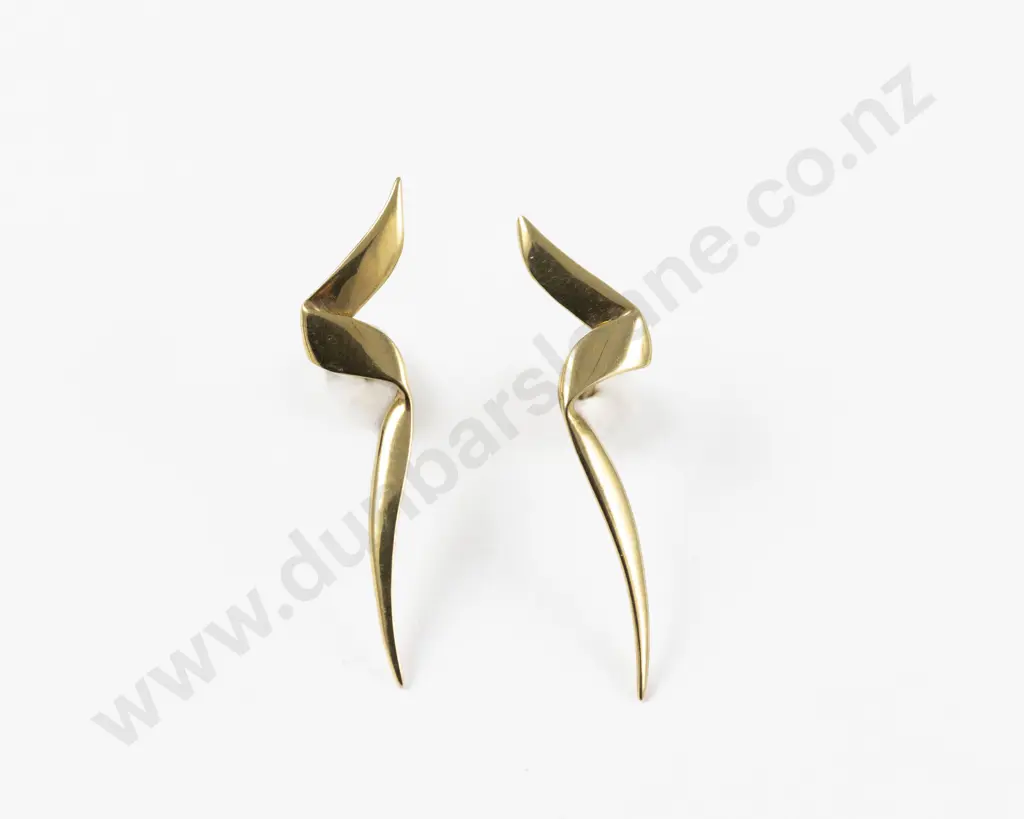 Tiffany and Co Paloma Picasso 18ct Earrings Image 1++