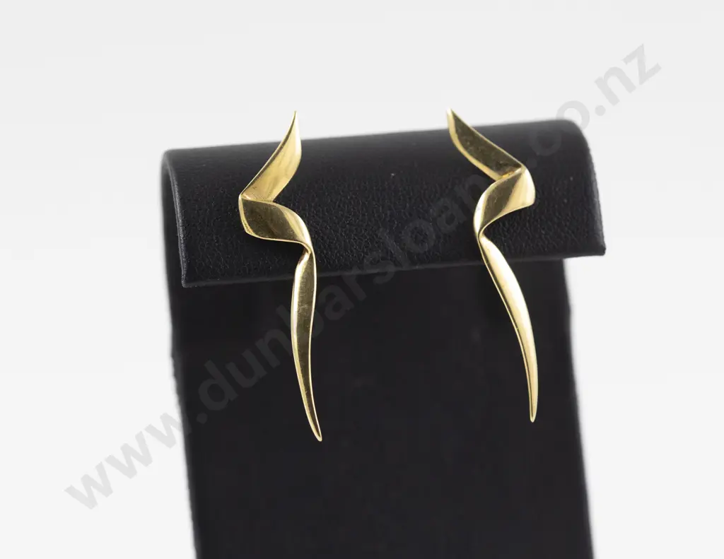Tiffany and Co Paloma Picasso 18ct Earrings Image 1++