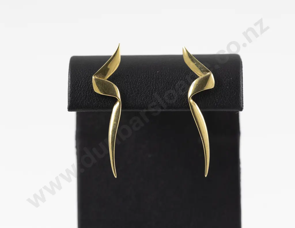 Tiffany and Co Paloma Picasso 18ct Earrings Image 1++