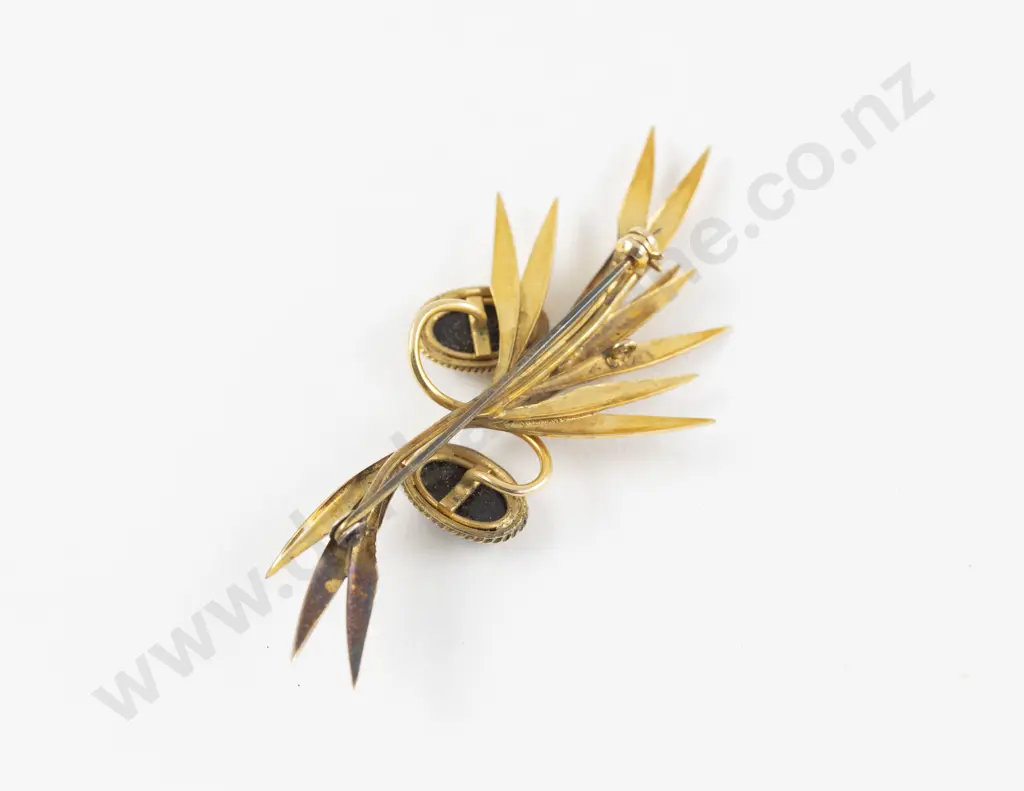 9ct Double Opal Doublet Leaf Spray Brooch Image 1++