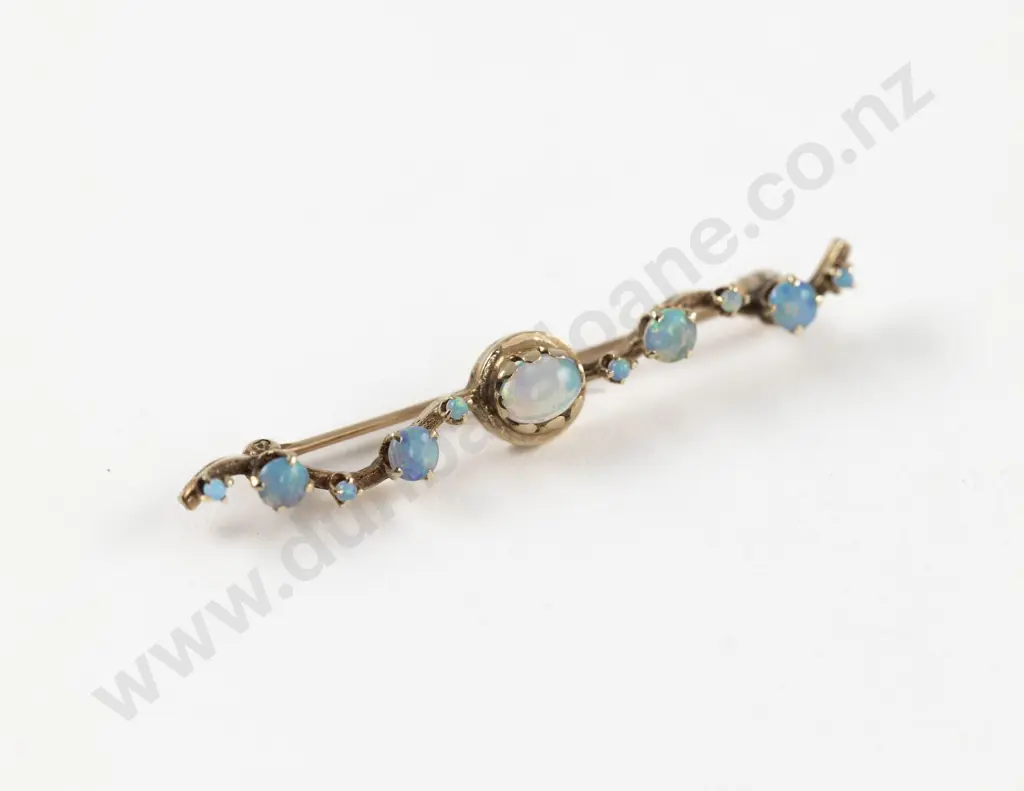 14ct Eleven Stone Opal Bar Brooch Image 1++