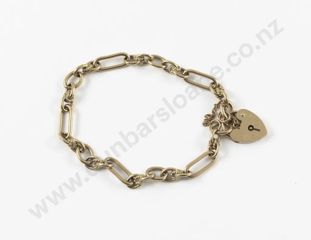 9ct Fancy Curb Link Bracelet Image 1++
