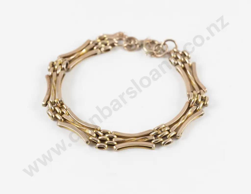 9ct Fancy Gate Link Bracelet Image 1++