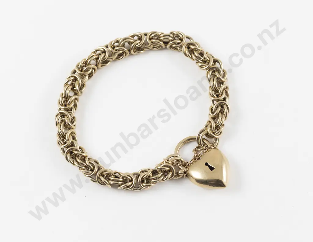 9ct Fancy Curb Link Bracelet Image 1++
