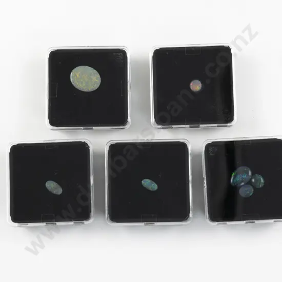 Quantity of Unmounted Opal Doublets