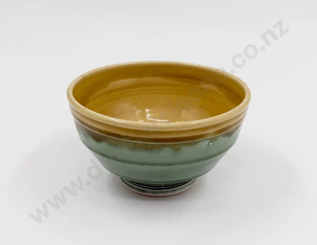 Andrew Van der Putten Bowl Image 1++